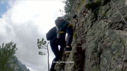 Baise sur le soit pour ce jeune couple amateur sexy