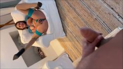 Brune Néphael super sexy dans sa lingerie bleue se touche pour vour