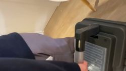 Je me tape le plombier qui est par chance bien gaulé