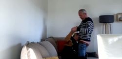 Couple amateur mature se font plaisir en rentrant du taff