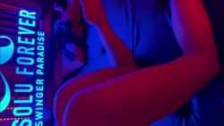 Les meilleures actrices porno francaises dans une orgie en club libertin