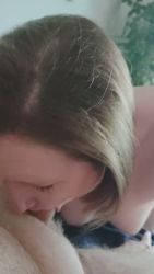 I get sucked by a royal milf who knows how to do it