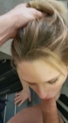 Ma blonde adore me pomper le chibre quand je la filme