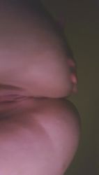 Ma beurette me filme son beau cul en solo