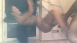 Adolescente amateur avale du sperme