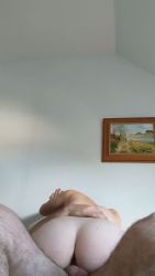 Elle me chevauche en sextape amateur