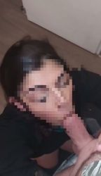 Je profite d&rsquo;une pipe intense avec une brune amateur en couple