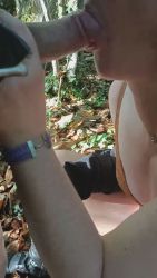 Sucer par une inconnue dans les bois c&rsquo;est trop bien