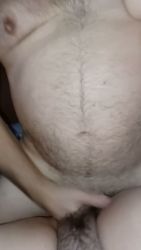 Baise amateur d&rsquo;un couple vieux dans le jardin de la maison