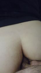 Première expérience de sodomie pour ma femme rousse aux gros seins