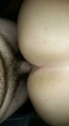 Je me fais prendre en levrette par mon mec