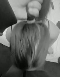 Je me fais avaler par salope pony tails