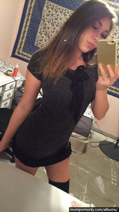 Young mom show’s her beautiful body, Snapchat stepsons nudes n°44