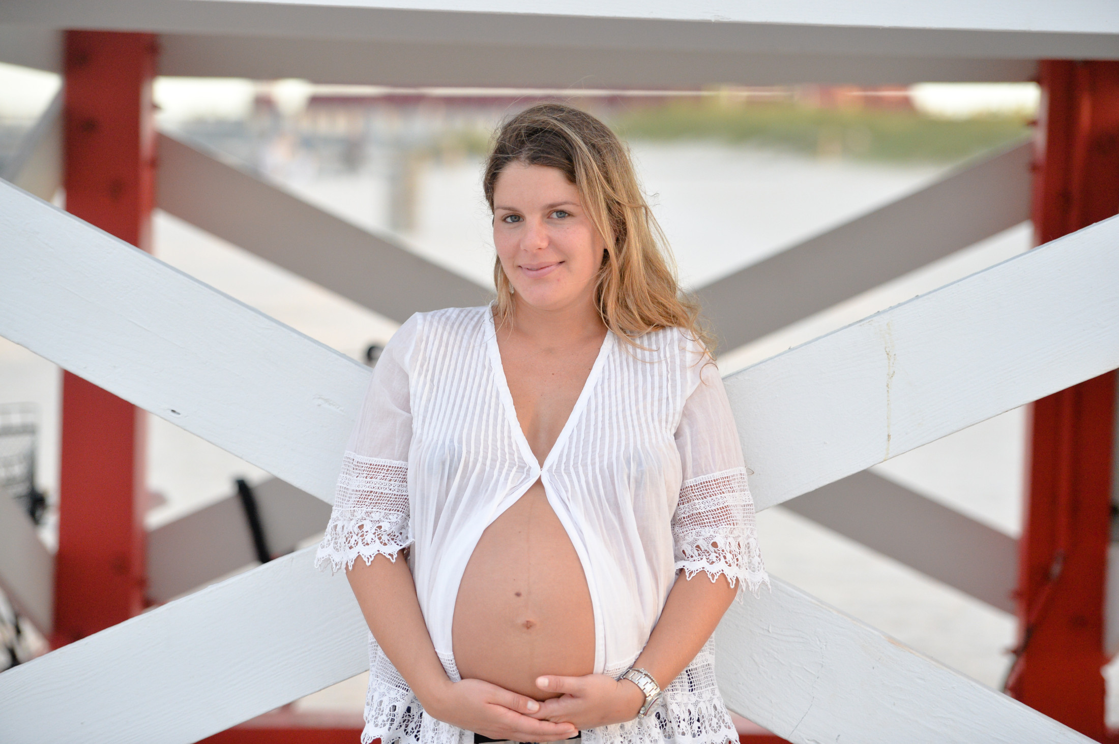 Sexy Pregnant Beauty Mom n°14