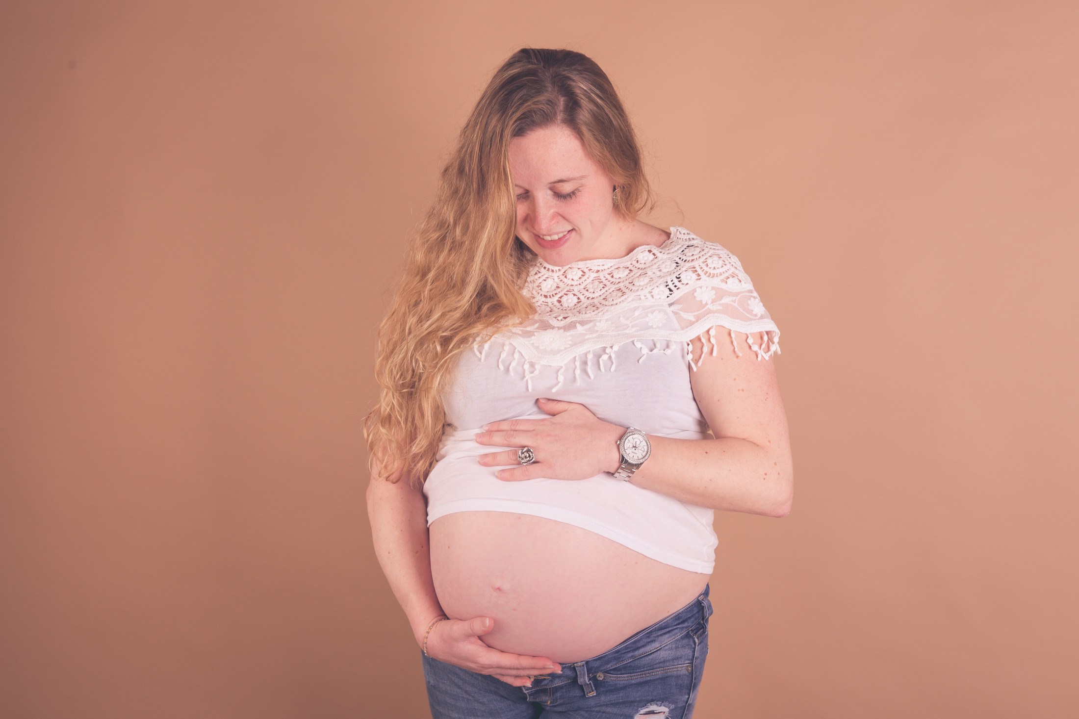 Sexy Pregnant Beauty Mom n°22