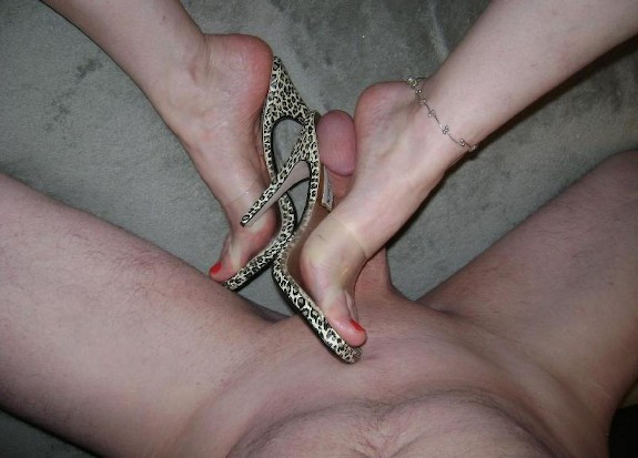Shoejob High Heels fetish cum on Feet, Soles n°6