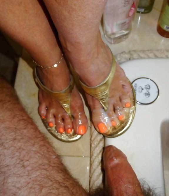 Shoejob High Heels fetish cum on Feet, Soles n°31