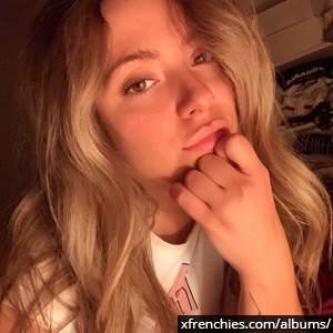 Rosalie Lessard – Only fans Leak nudes n°16