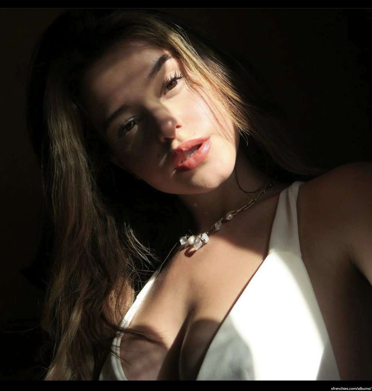 Instagram Léa Elui nue photos sexy n°21