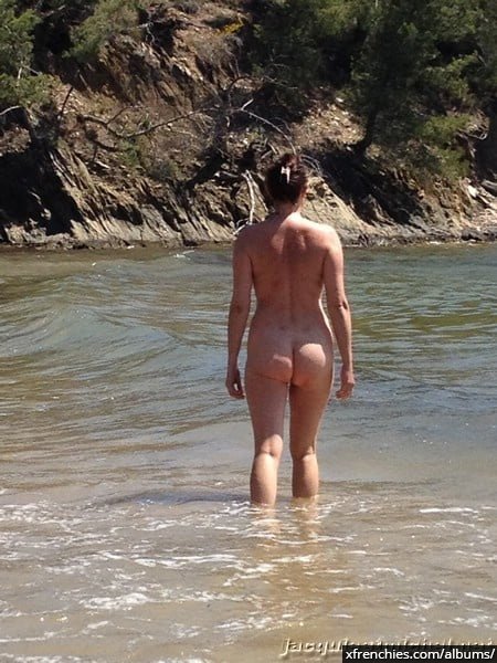 Voyeur fetish naked girl at the beach, public sex n°87