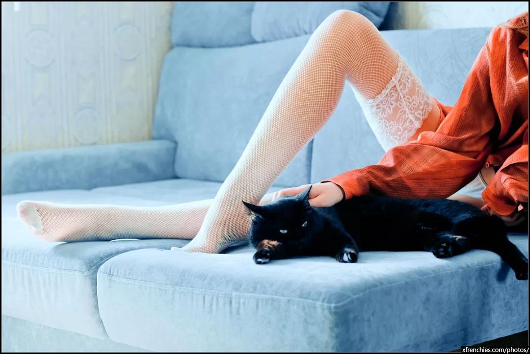 Sexy feet with heels and sexy tights n°32