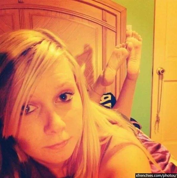 Compil fétichiste des pieds, photos de pieds part 1 n°22