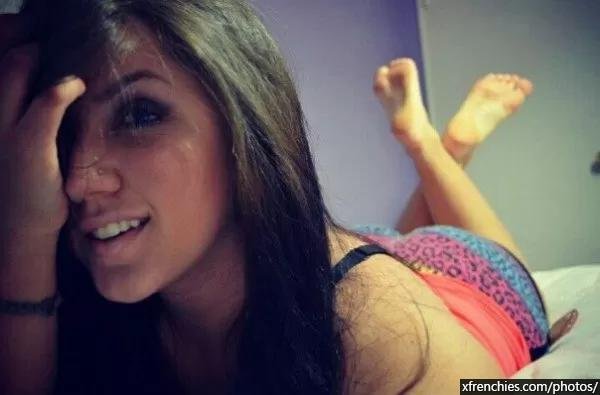 Compil fétichiste des pieds, photos de pieds part 1 n°23