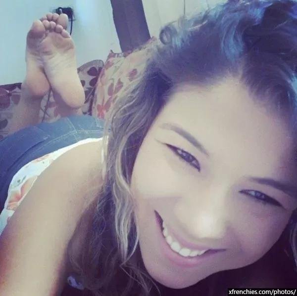 Compil fétichiste des pieds, photos de pieds part 1 n°25