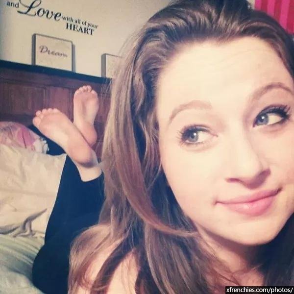 Compil fétichiste des pieds, photos de pieds part 1 n°28