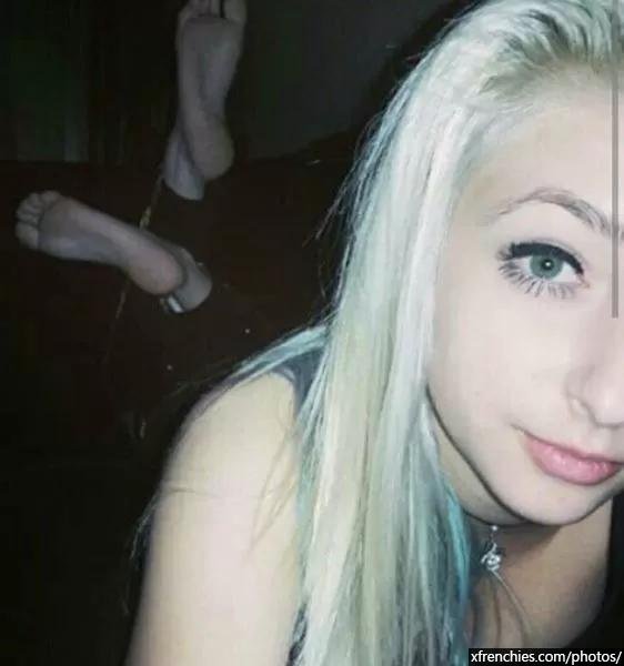 Compil fétichiste des pieds, photos de pieds part 1 n°32