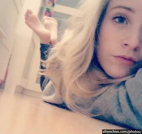 Compil fétichiste des pieds, photos de pieds part 1 n°46