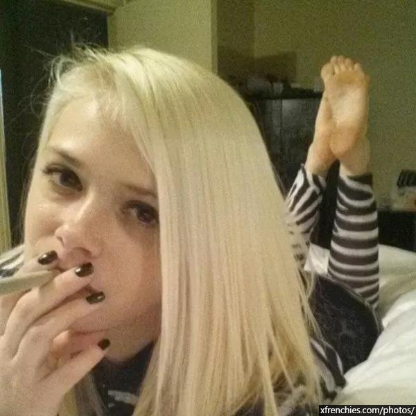 Compil fétichiste des pieds, photos de pieds part 1 n°54