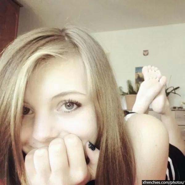 Compil fétichiste des pieds, photos de pieds part 1 n°56