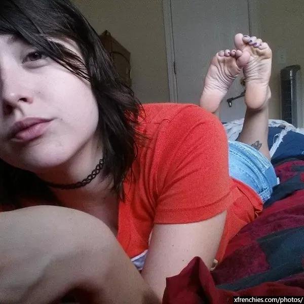Compil fétichiste des pieds, photos de pieds part 1 n°63