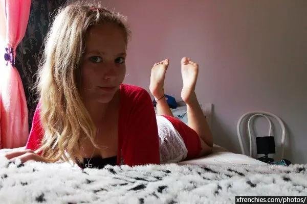 Compil fétichiste des pieds, photos de pieds amateur part 2 n°13
