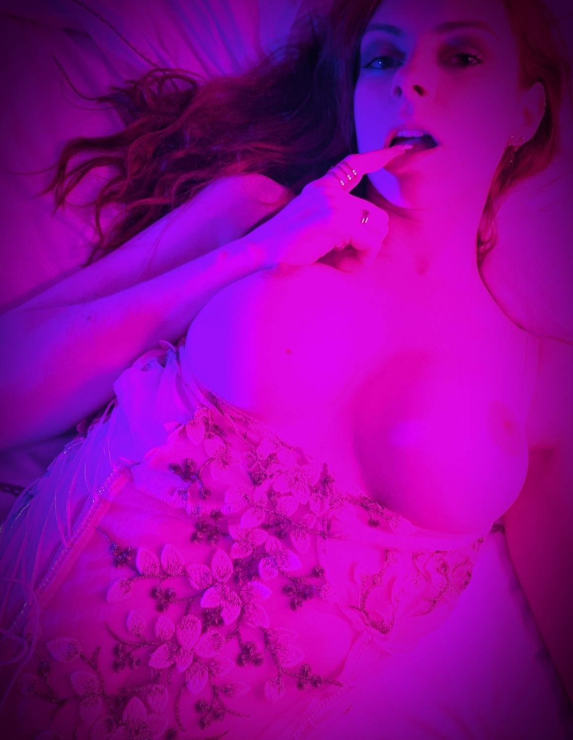 Leak MymFans SweetBodyMary Partie 2 n°23